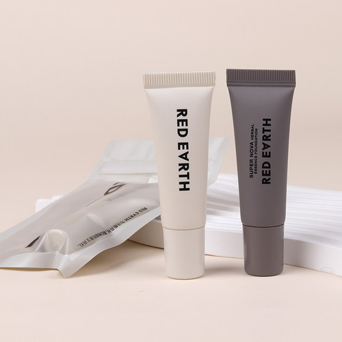 红地球redearth粉底液中样