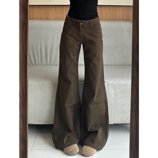 美拉德咖色低腰微喇牛仔裤女小个子辣妹显高显瘦喇叭阔腿休闲长裤