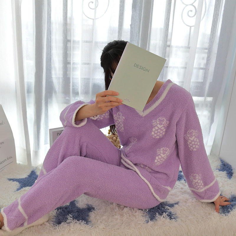 软绵绵半边绒秋冬女生睡衣卡通菠萝V领家居服套装时尚甜美舒适
