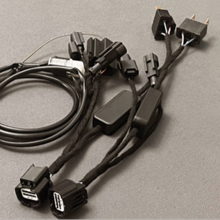 飞度GK5日版RS大灯转接线LED大灯转低配卤素大灯线束无损安装