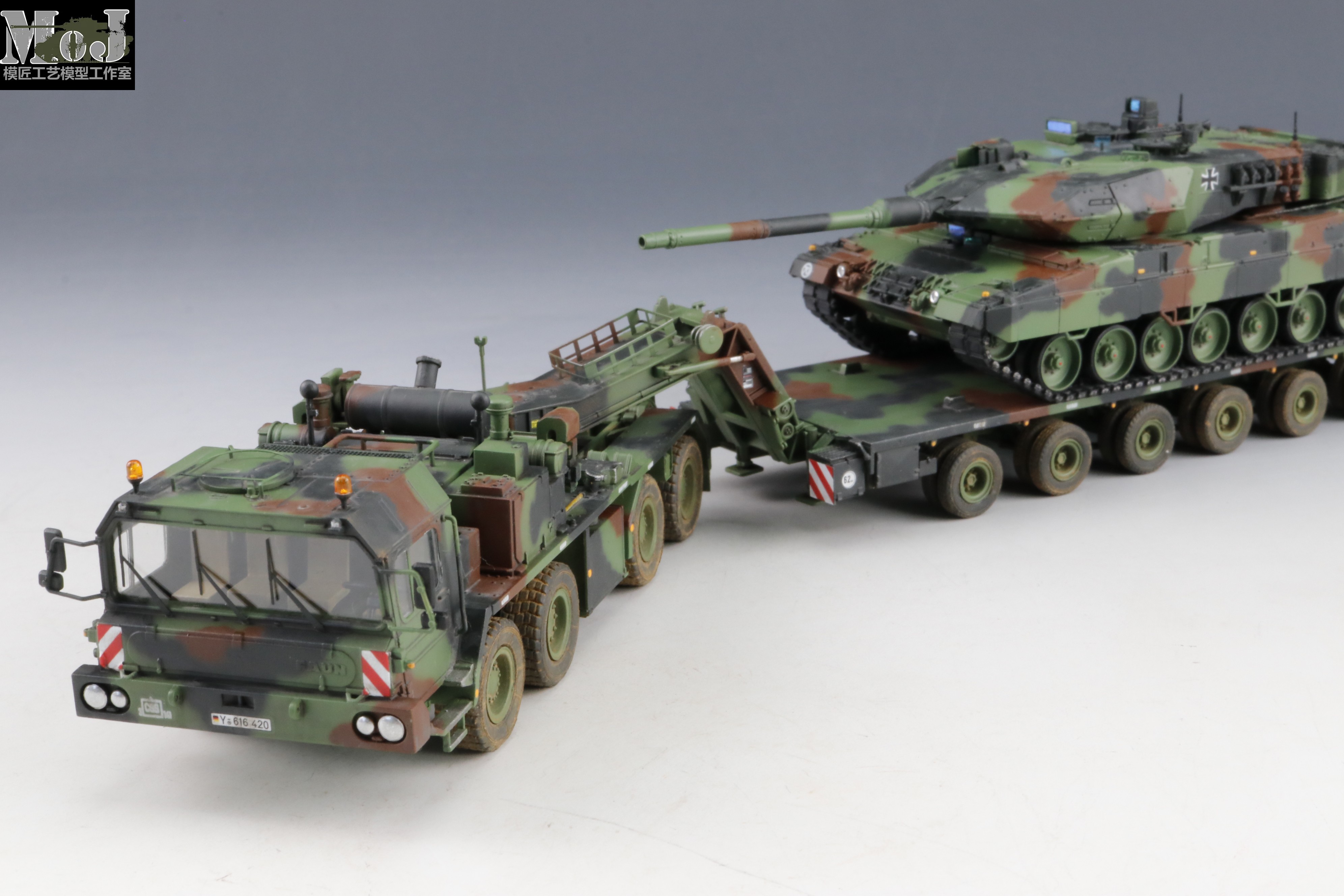 【模匠】三花5011 1/72 SLT56拖车附豹2A7主战坦克 成品代工