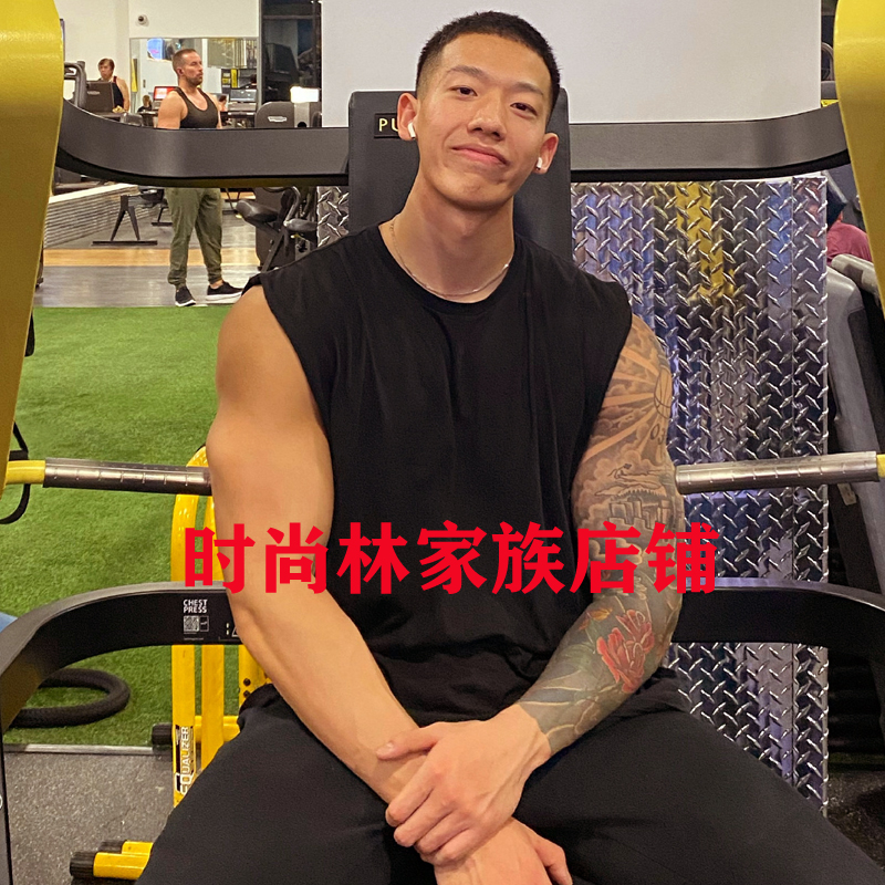 宽肩紧身黑色透气吸汗无袖t恤