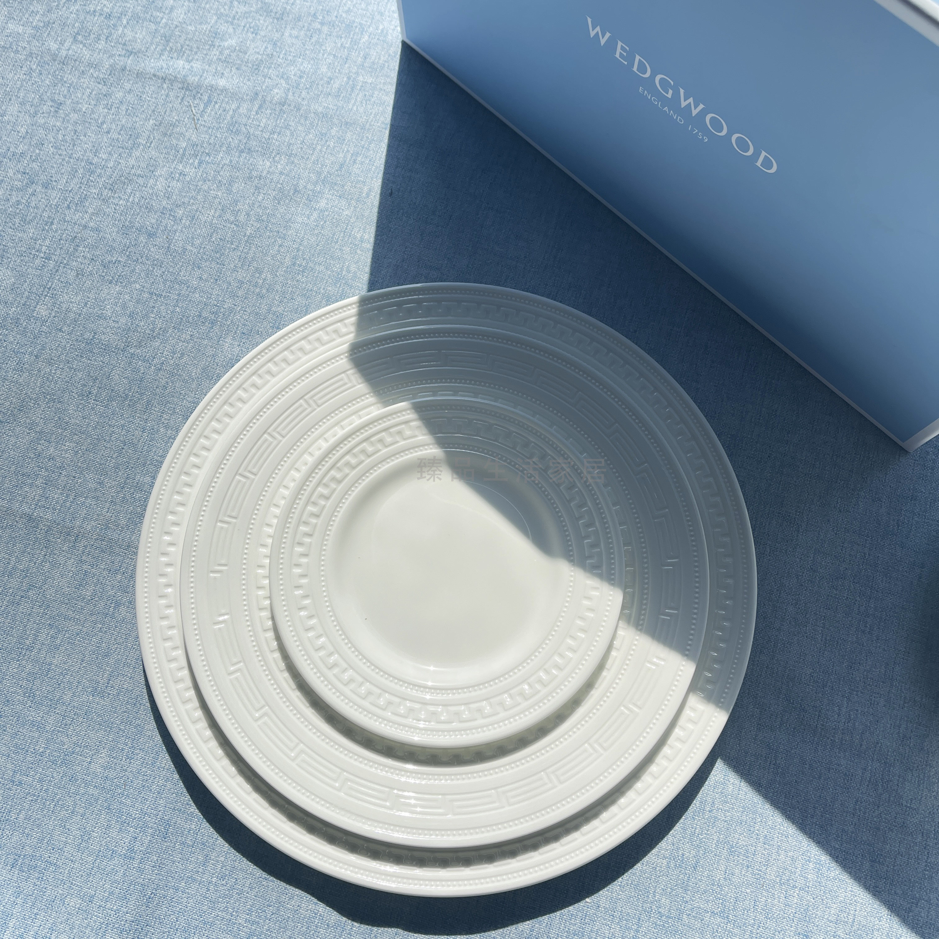 wedgwood英国浮雕点心盘餐具