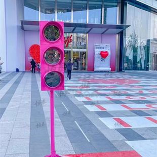 铁道口小心火车红绿灯路牌指示牌标识牌站牌网红打卡点路牌导向牌