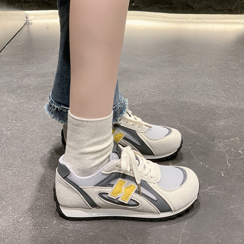 网面德训鞋女2026年夏季新款不累脚厚底透气百搭轻便休闲运动鞋子