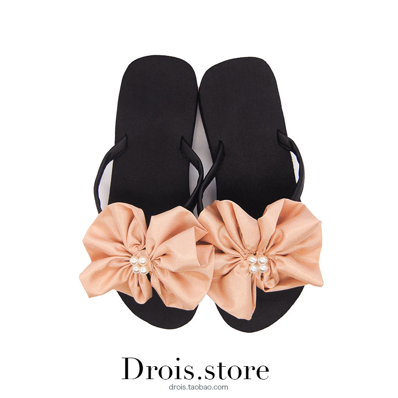 度假拖鞋海邊新款韓珍珠蝴蝶結平底中跟坡跟厚底人字拖女士拖鞋夏在類目 女鞋, 拖鞋中 - 來自Buy2taobao.com提供專業的淘寶代購服務