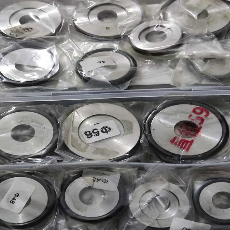 主销铁油封适用解放JH6J7J6P东风欧曼江淮货车立轴堵盖转向节羊角