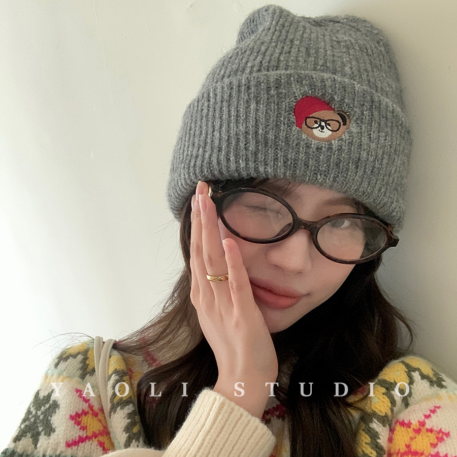 YAOLI秋冬保暖眼镜小狗刺绣针织毛线帽子女韩系防寒显脸小套头帽