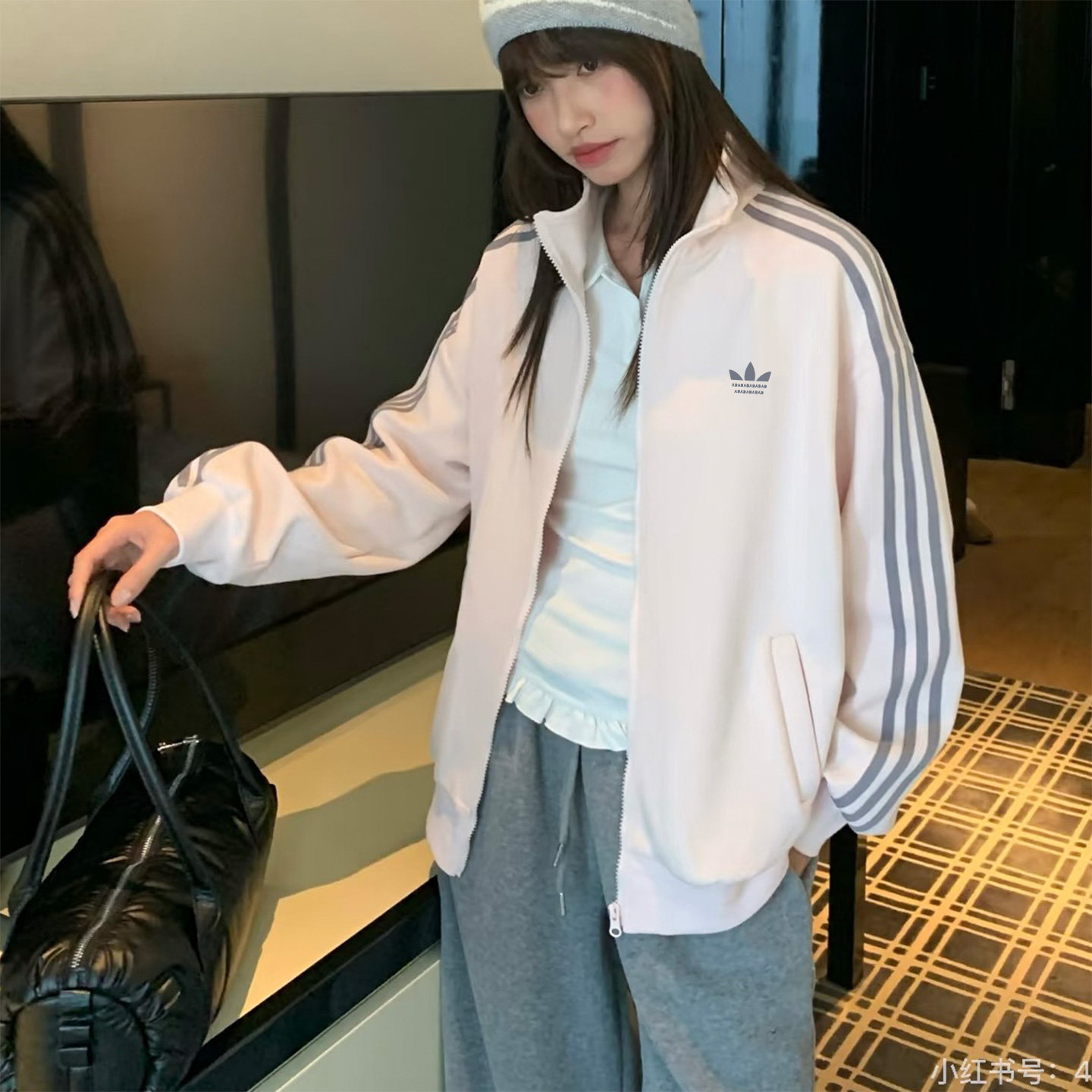 品牌折扣丨立领拉链运动外套女