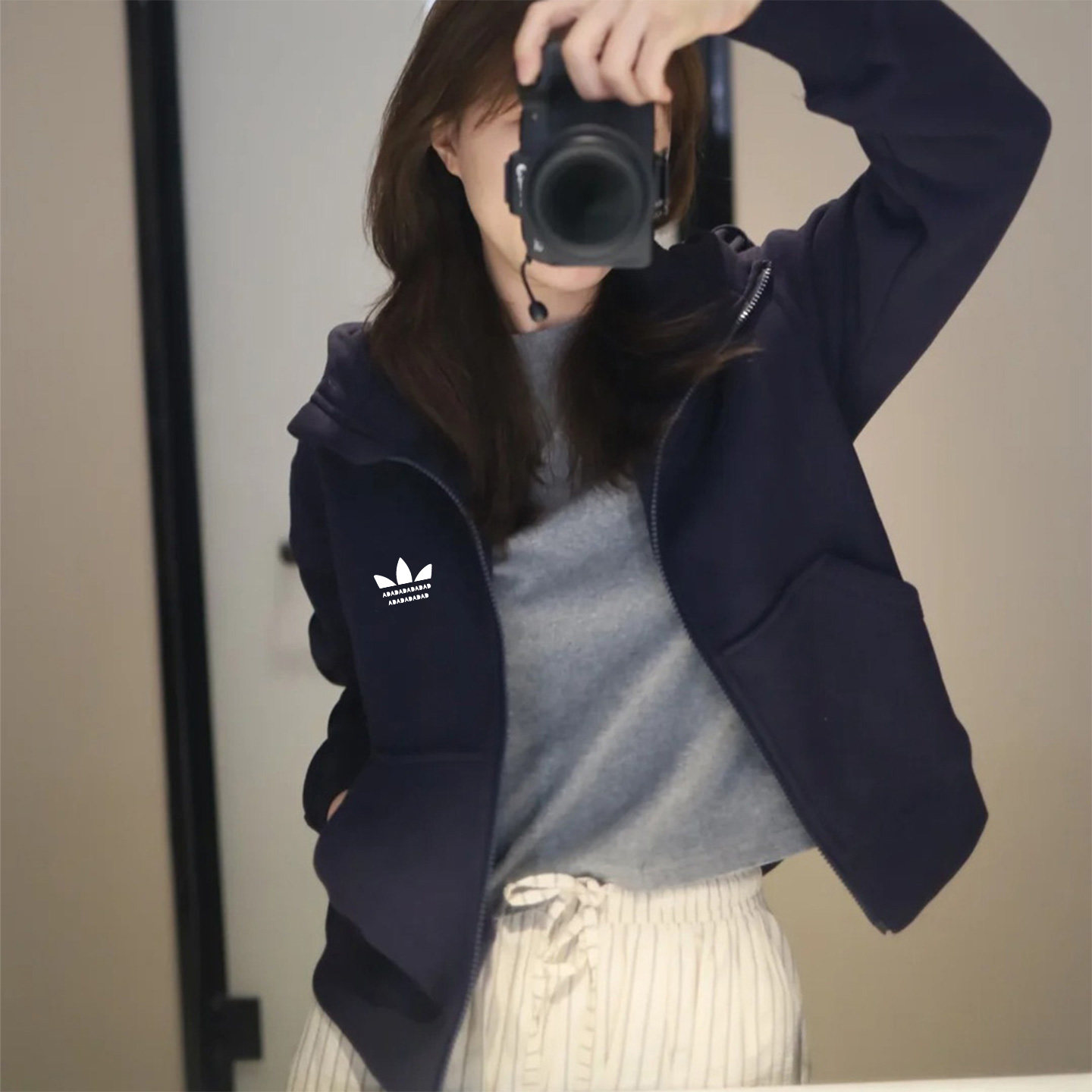 Jennie同款连帽拉链短款卫衣开衫