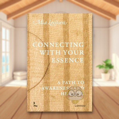 【预售】联结真我：通往觉知与疗愈之路 Connecting with your Essence: A Path to Awareness and Healing 原版英文社会科学进口