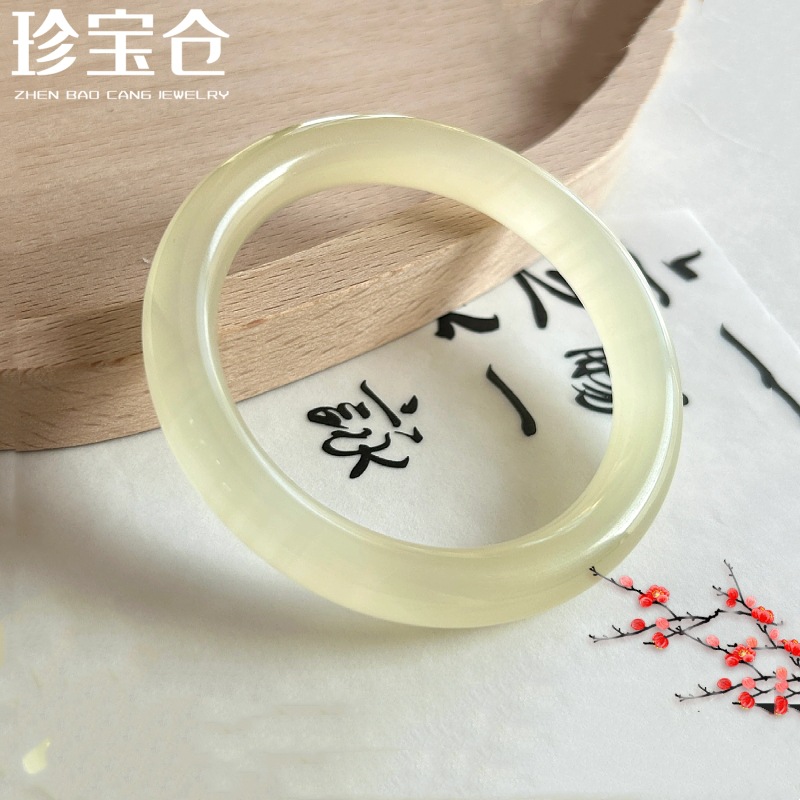 青白玉手镯女阿富汗玉圆条晴水玉镯子年轻款非和田玉平替厂家