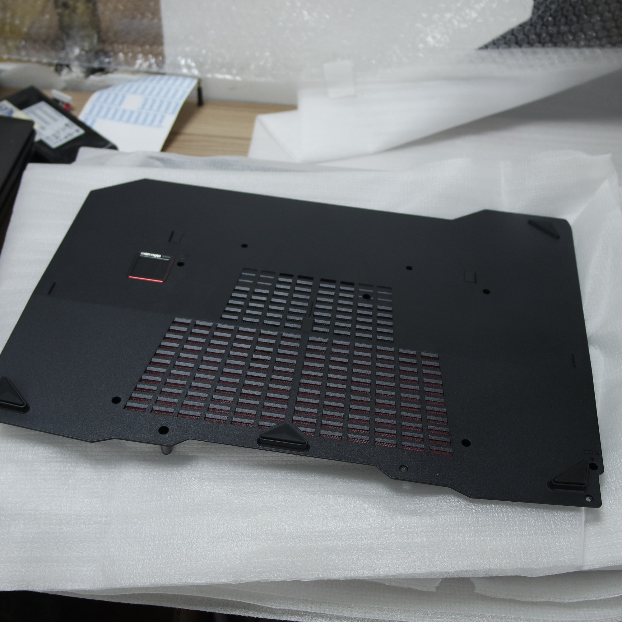 MSI微星GT83/GT80S/1812/1813外壳ABCD面原装全新翻新替换在类目 3C数码配件, 笔记本电脑配件, 笔记本散热器/降温卡中 - 来自Buy2taobao.com提供专业的淘宝代购服务