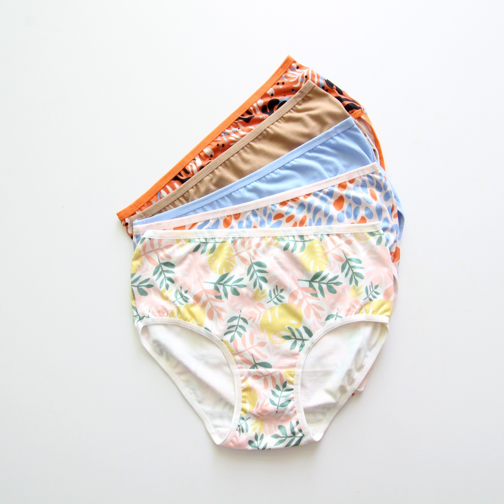 外贸女士中腰内裤磨毛舒适亲肤碎花纯色三角裤女生妈妈包臀短裤头,女士内衣/男士内衣/家居服,女三角裤,淘宝优惠券,粉丝福利购,淘宝优惠卷