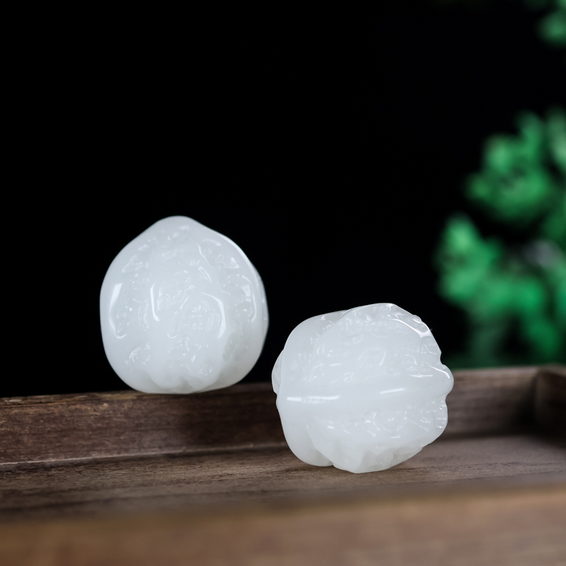 青山玉业新疆和田玉羊脂白玉核桃手把玩件玉核桃健身球玉手玩件小