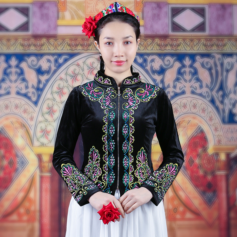 新疆舞演出服秋冬季绣花烫钻