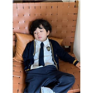 幼儿园园服春秋装套装白色衬衫英伦风中小学生三件套毛衣男童礼服