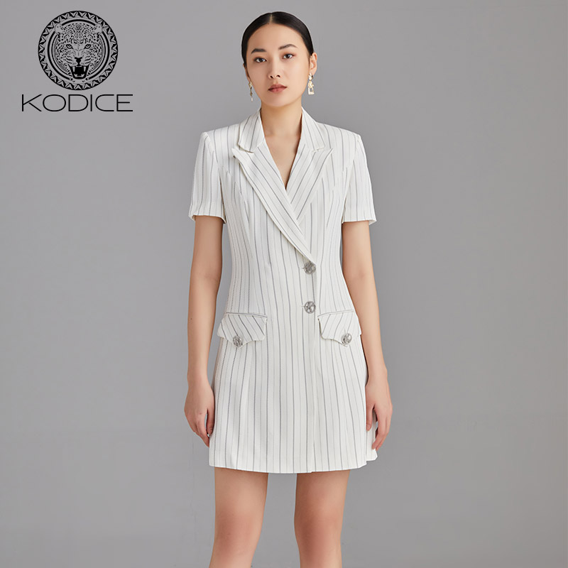 KODICE西装连衣裙女装春夏新款短袖两粒扣A字型职场裙子短款翻领