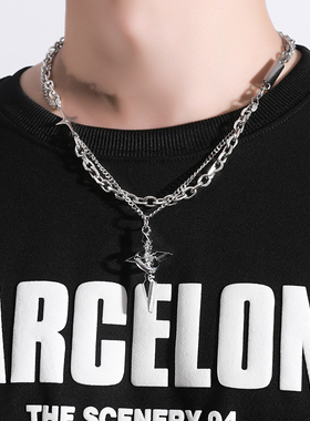 项链男潮叠戴黑十字架吊坠钛钢小众设计ins女高级感嘻哈高街百搭