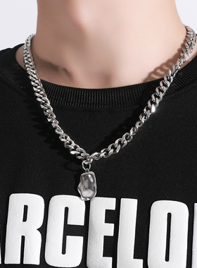 项链男古巴链欧美潮牌铁牌片钛钢ins高街百搭嘻哈不规则女生高街