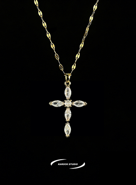 男士金色马眼镶钻十字架锁骨链