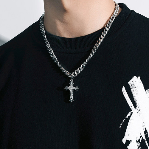 钛钢十字架吊坠项链男