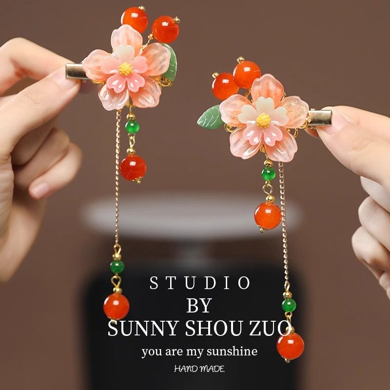 古装汉服小女孩花朵发夹可爱红色