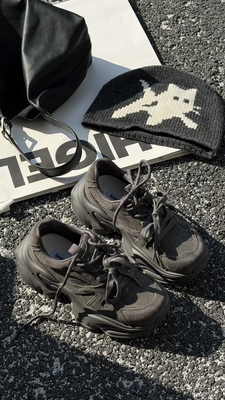 诗歌兰厚底系带真皮运动鞋老爹鞋