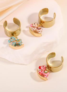 卡通珐琅彩小马吊坠女戒指