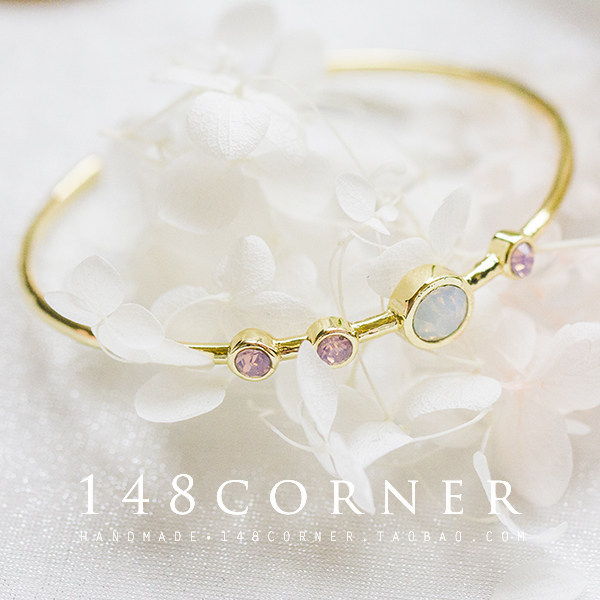 独家定制款 个性简约清新甜美小巧圆形蛋白石 开口手镯手环在类目 饰品/流行首饰/时尚饰品新, 手镯中 - 来自Buy2taobao.com提供专业的淘宝代购服务