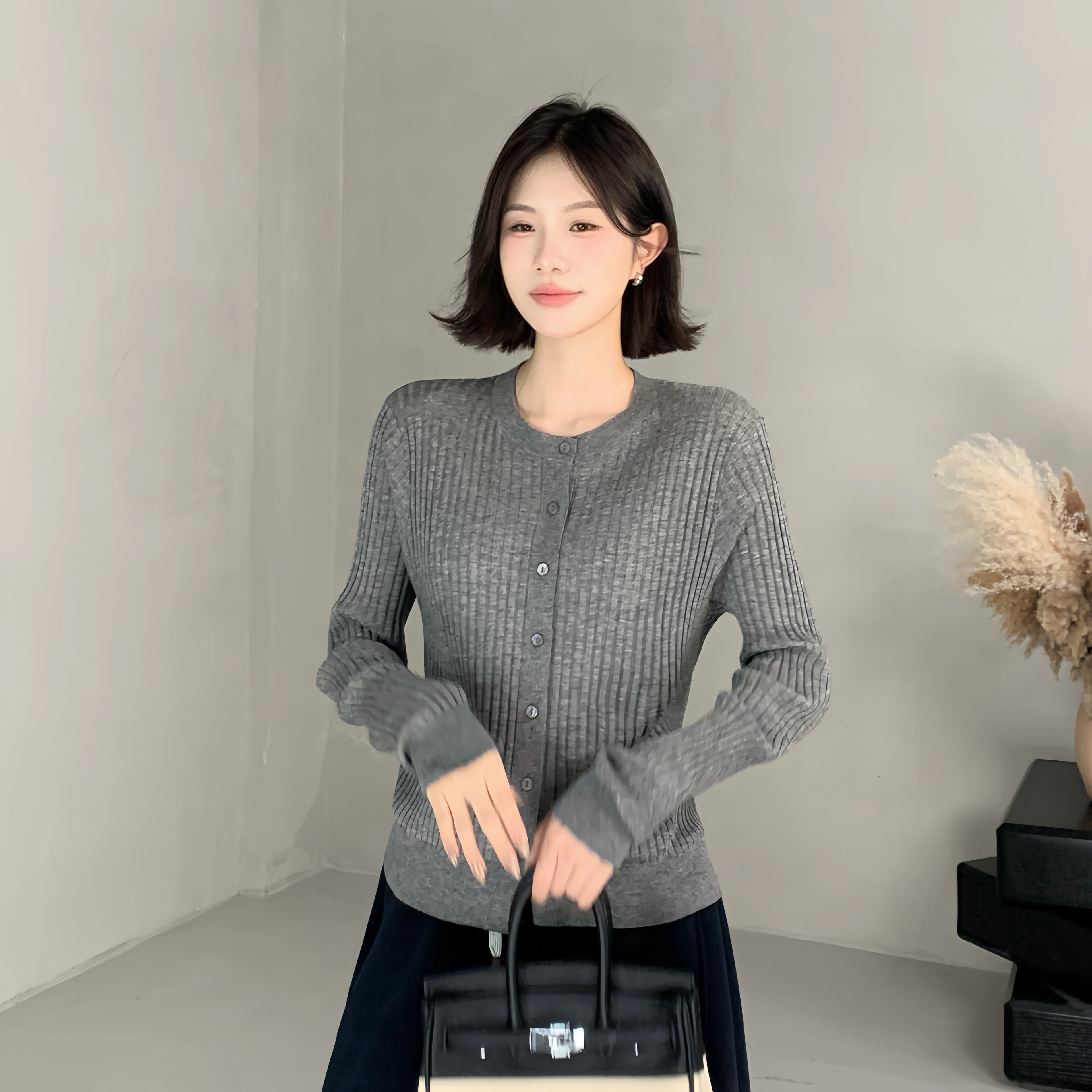 坑条纹长袖针织上衣女