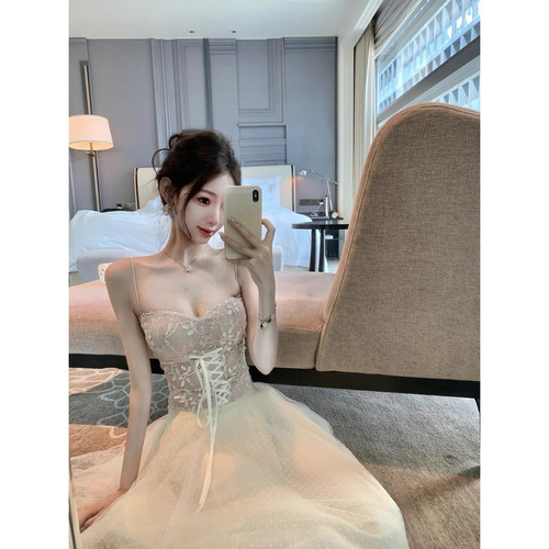 J11 Studio芭蕾少女娇嫩绑带吊带上衣氛围感高腰半身裙套装女