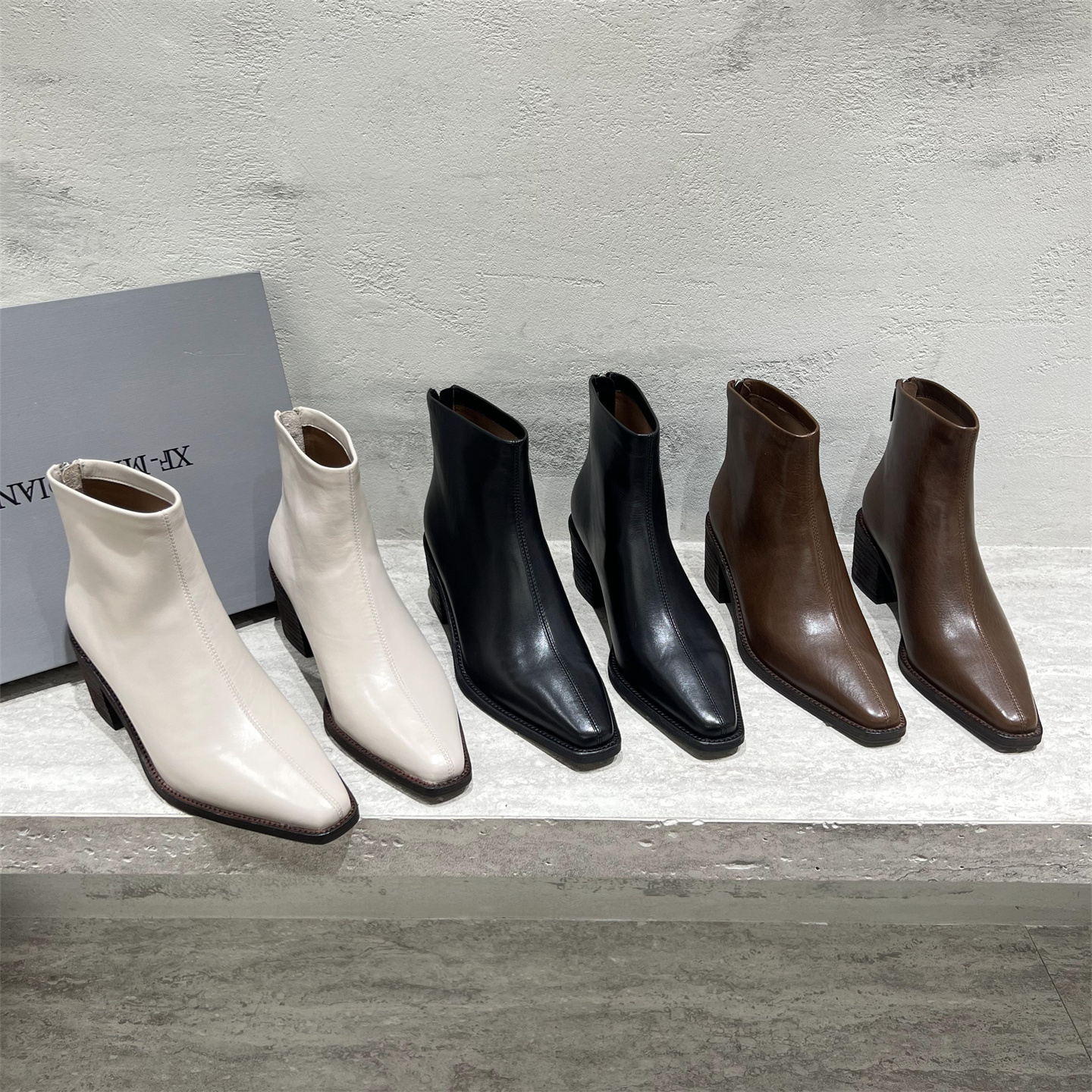 真皮胎牛皮后拉链高跟短靴马丁靴