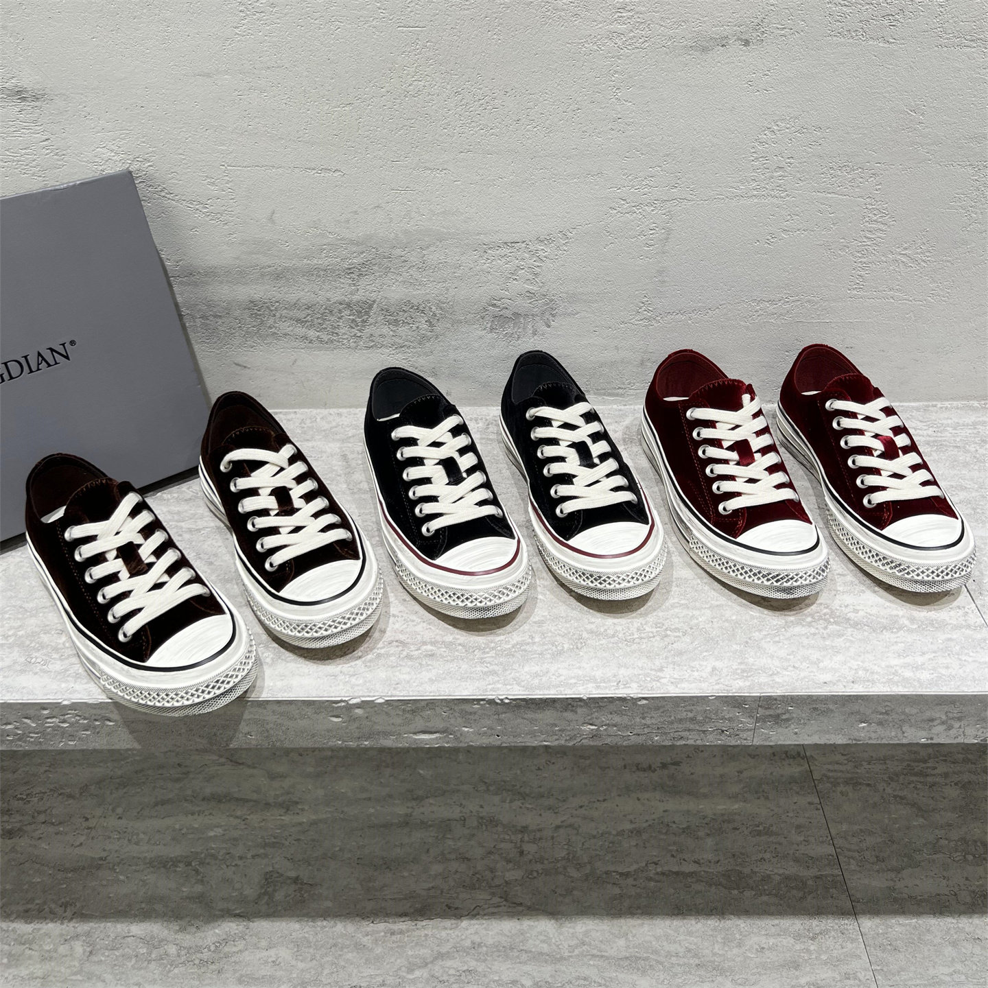 欧货真皮丝绒面休闲板鞋韩版球鞋