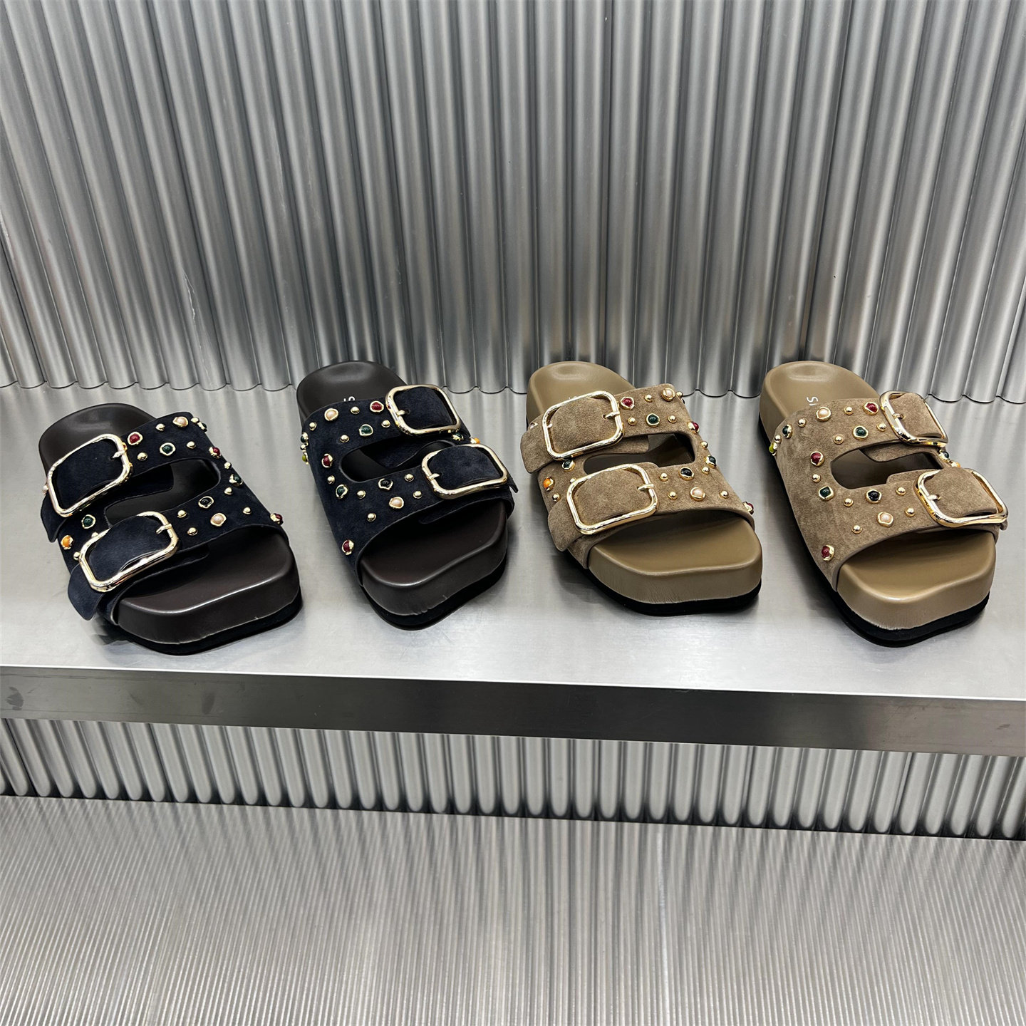 欧洲站女鞋2026夏新款欧货真皮镶钻厚底一字拖凉鞋沙滩风凉拖鞋潮