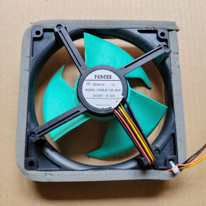 适用海尔冰箱冷冻室风扇风机电机Dc12V0.32A配件