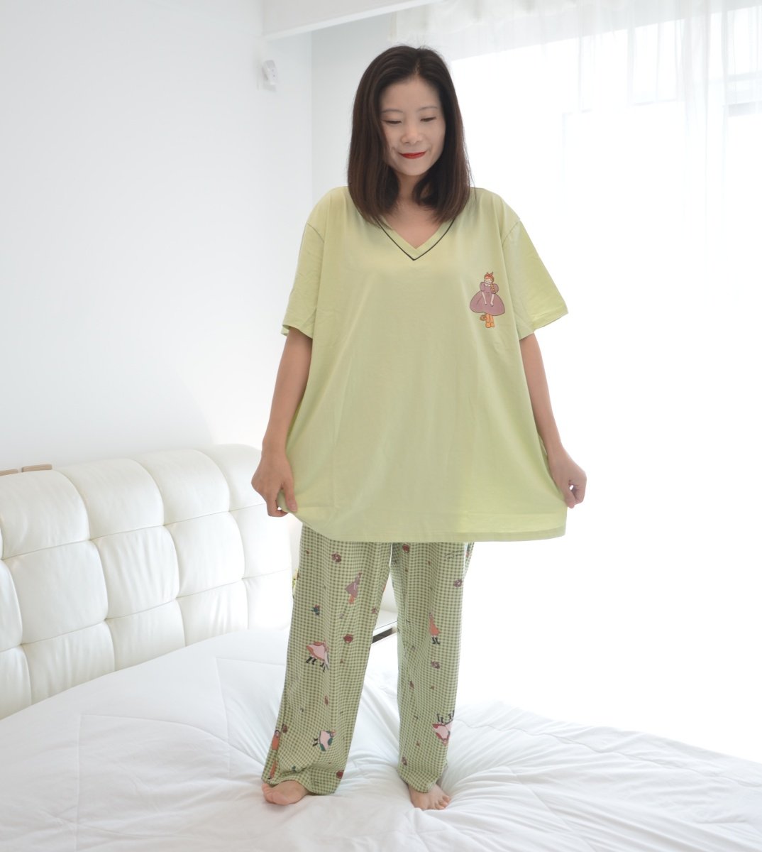 200斤V领短袖长裤睡衣女胖MM夏季加肥加大码纯棉卡通休闲家居服