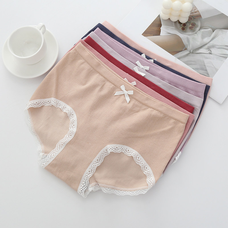 日式风无缝条纹蕾丝边内裤新品