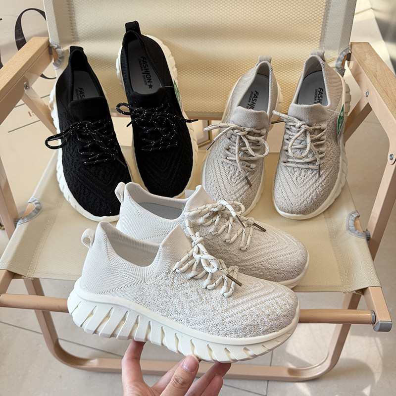 超轻软底飞织运动鞋2026春夏针织网面舒适透气跑步鞋时尚休闲女鞋