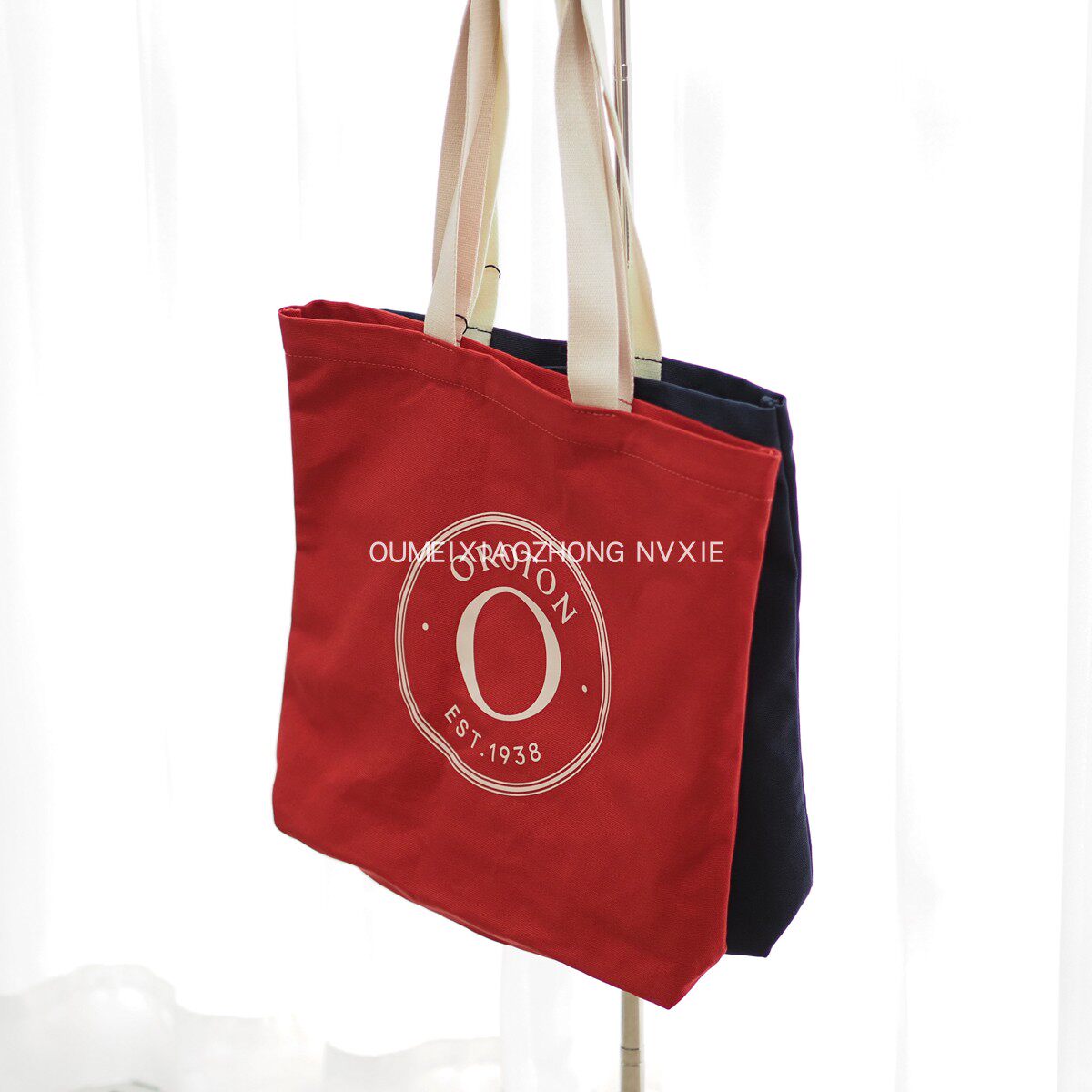 正规单余~时尚休闲帆布包红色蓝色逛街旅游海滩度假日常百度女包