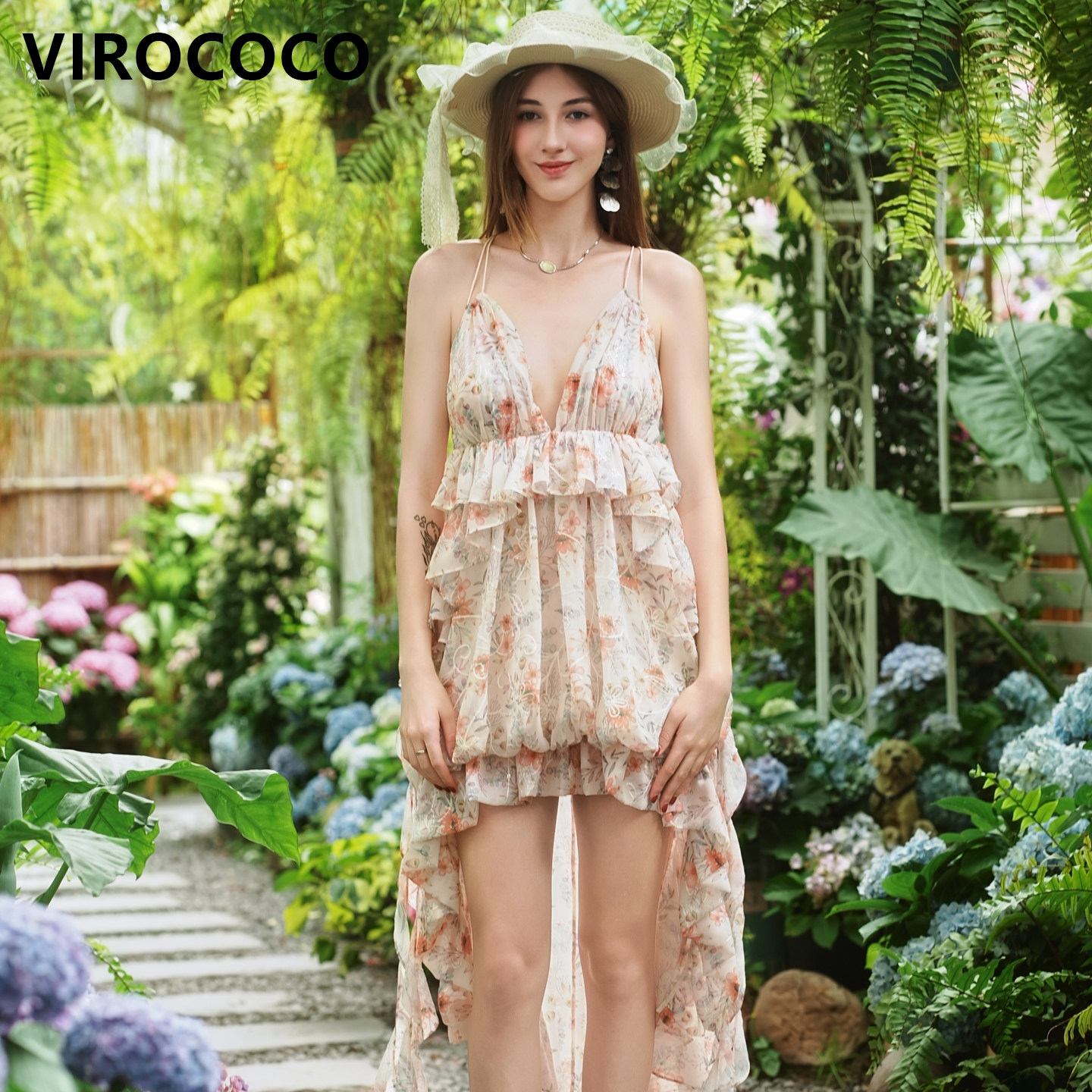 VIROCOCO度假碎花收腰吊带裙