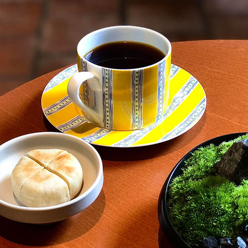 高颜值骨瓷黄色星期天咖啡杯碟套装陶瓷餐具杯子简约北欧新婚礼物