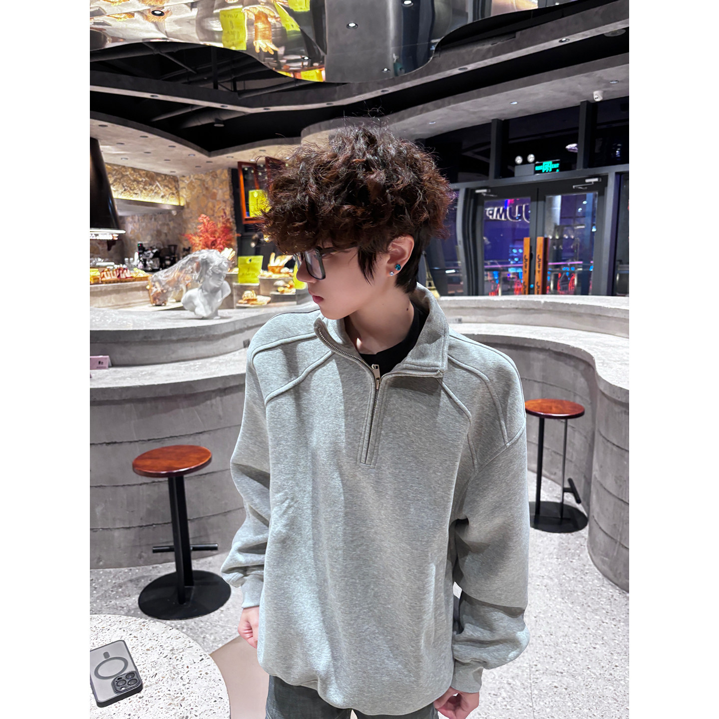 美式短宽立领半拉链卫衣男款外套图片