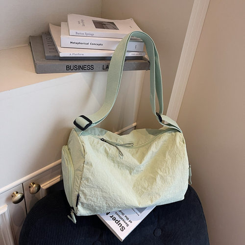 大容量帆布斜挎包女轻便休闲手提包绿色单肩包