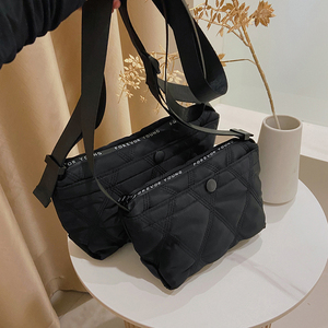 2026新款流行小包包女牛津布包ins超火单肩包菱格绣线休闲斜挎包