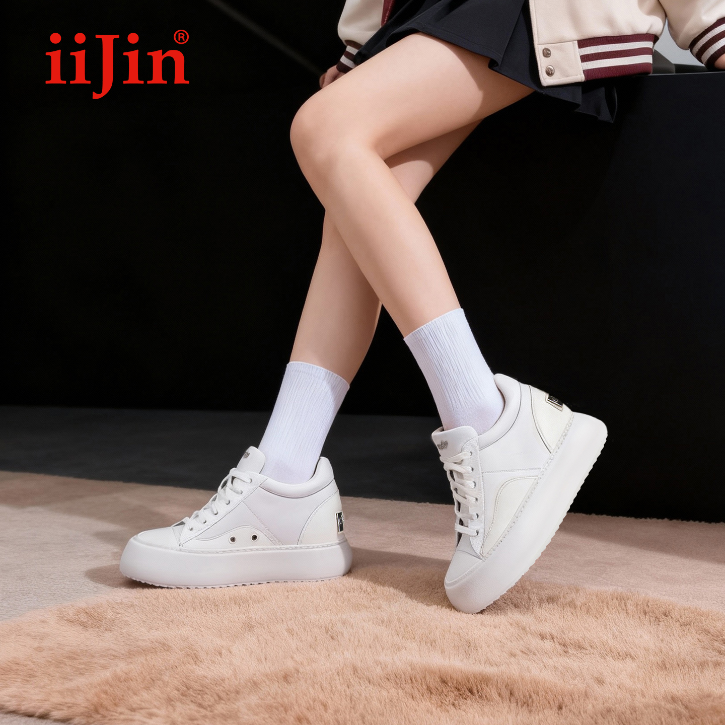 明星同款艾今8.5cm增高小白鞋女