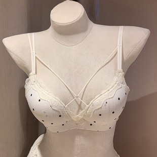 聚拢内衣女小胸显大上托无钢圈防下垂性感纯欲美胸波点美背文胸罩