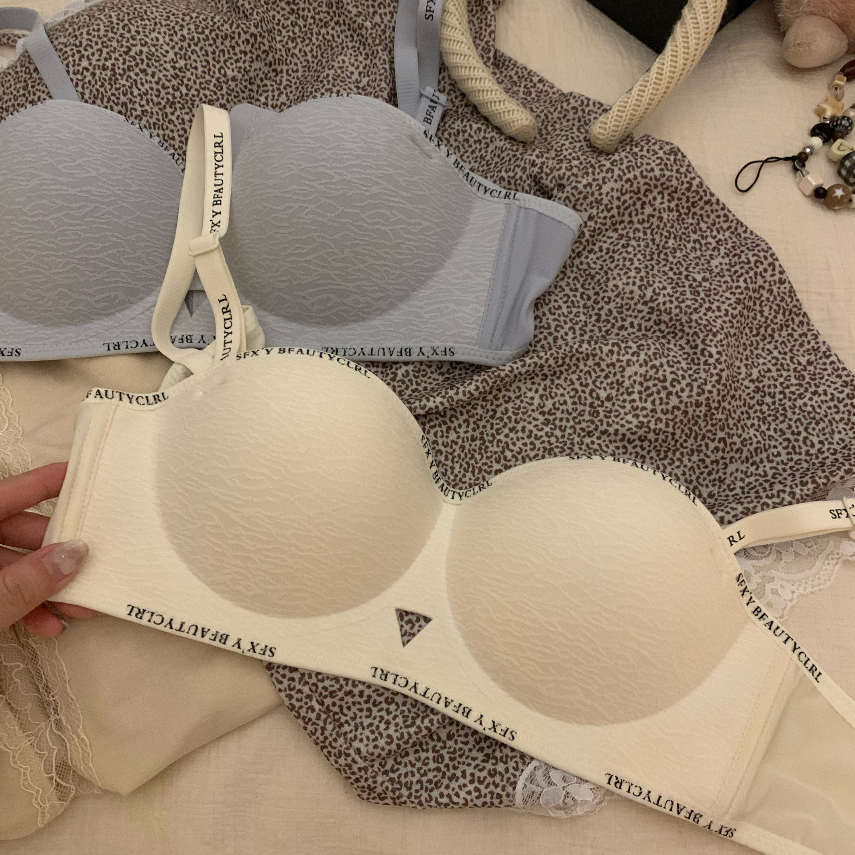 半杯内衣女小胸聚拢显大无钢圈防下垂字母肩带美背无痕文胸罩套装,女士内衣/男士内衣/家居服,文胸,淘宝优惠券,粉丝福利购,淘宝优惠卷