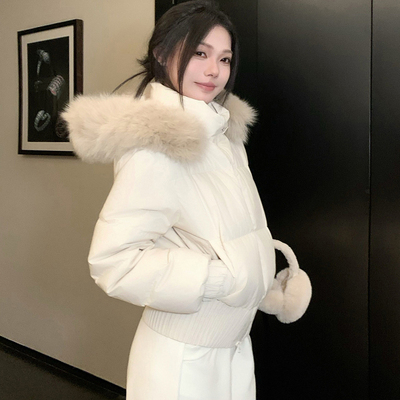 白色大毛领羽绒服女冬季新款