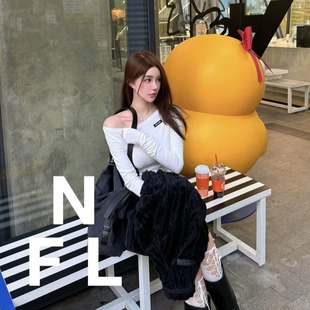 M1u25秋冬内搭一字肩纯欲气质内搭长袖 FOOLLAND 打底上衣 NEW